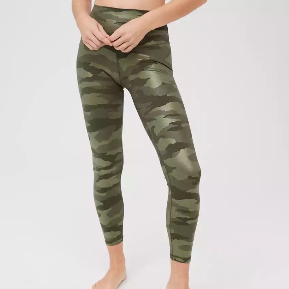 Aerie offline real me camo legging